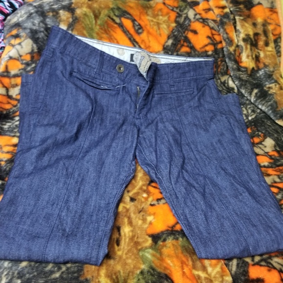 Jeans - Picture 1 of 2